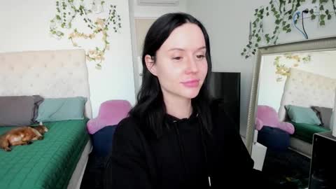 ELLA online show from February 25, 8:07 am