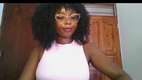 Ella online show from March 7, 8:13 am