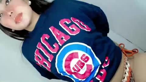 ella_walkerxxx online show from June 16, 4:11 pm