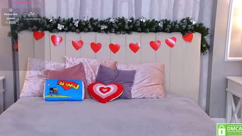 Ella online show from February 17, 4:09 am