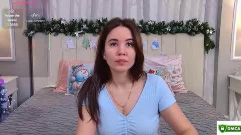 Ella online show from December 22, 5:03 am