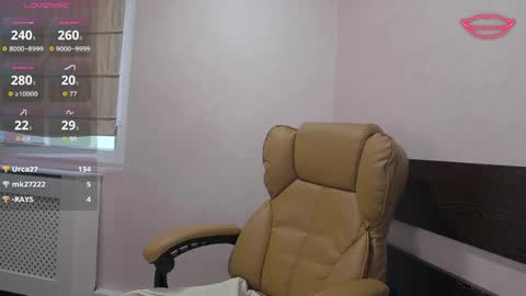 Ella online show from April 1, 6:47 am