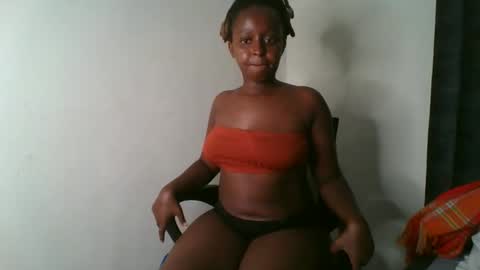 ellah-simone online show from May 17, 12:09 am