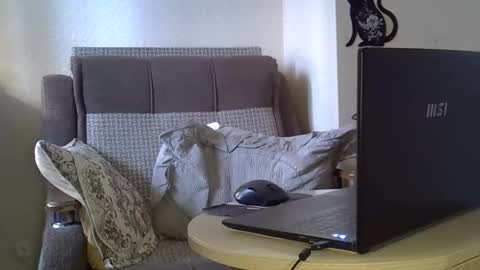 ellajohnsonx online show from February 22, 10:51 am