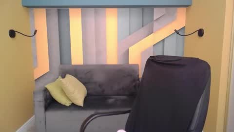 EllaLongs online show from March 25, 12:34 pm