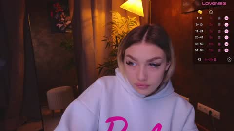 ellamilla online show from January 6, 8:24 am