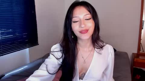 Ella and Cain online show from March 3, 6:26 pm