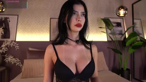 Elle Diane online show from April 16, 10:34 pm