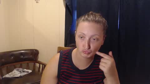 elle online show from September 10, 6:42 pm