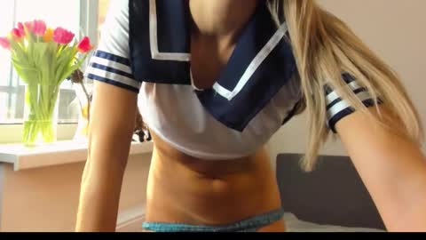 ellen_flow online show from March 8, 1:37 pm