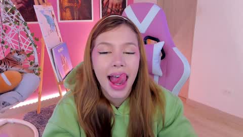 Ela online show from January 3, 1:02 pm
