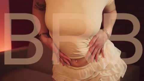 elliecutes online show from September 20, 9:45 am