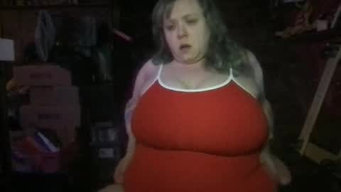 Ellie Louise online show from March 27, 7:59 pm