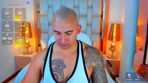 E L L I O T    V E L E Z online show from September 9, 8:53 pm