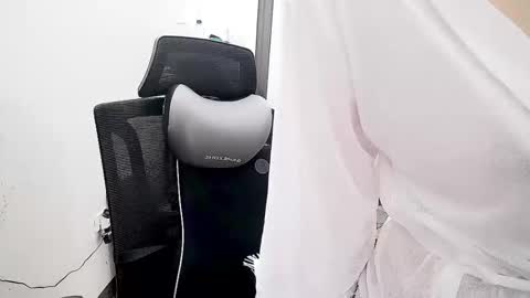 ellsa9x online show from May 25, 2:39 am
