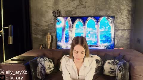 elly_ary online show from February 2, 9:44 pm