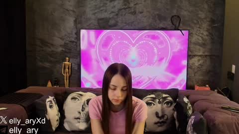 elly_ary online show from March 31, 12:11 am