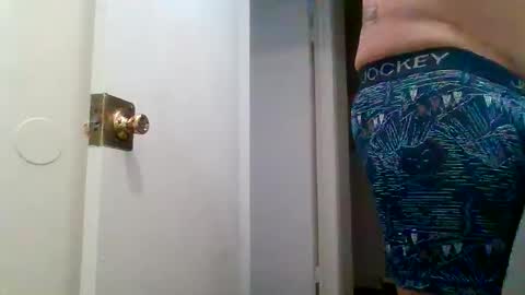 elmario24 online show from November 22, 8:02 am