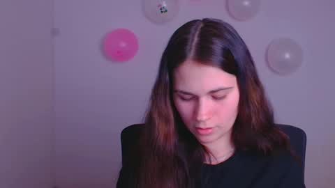 Elsa online show from February 12, 7:45 pm