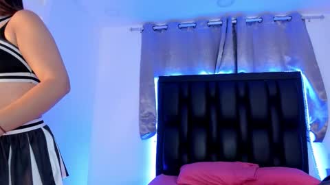 Elsa online show from December 19, 3:02 am