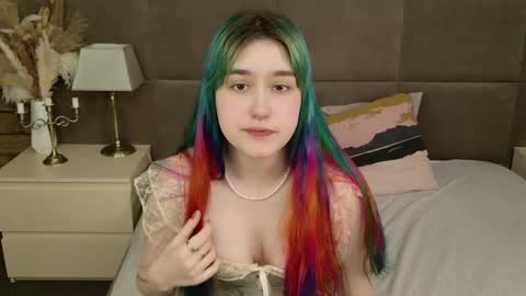 Elsie online show from May 8, 5:57 am