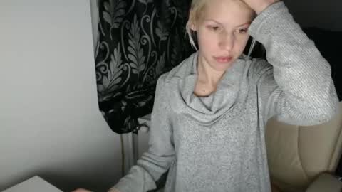 elssa_rush online show from March 7, 3:51 am