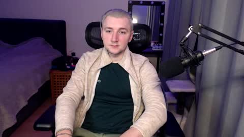 Elvin Vaenight online show from November 12, 10:45 pm