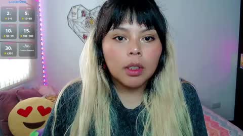 Ely online show from April 26, 9:23 pm