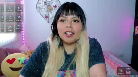 Ely online show from April 24, 10:01 pm