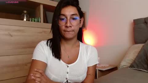 Emilia  online show from March 1, 1:07 pm