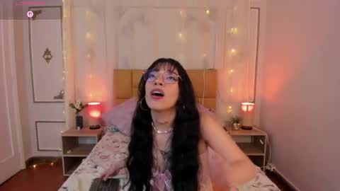 Emma online show from July 28, 3:26 am