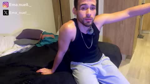 emanuell___ online show from April 18, 1:40 am