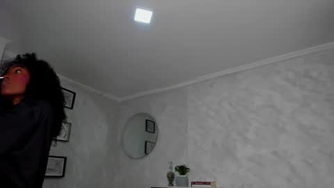 . online show from April 8, 11:02 am