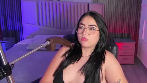 Ember Velvet online show from March 27, 8:59 am