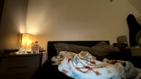 Emelia  online show from January 15, 12:58 pm