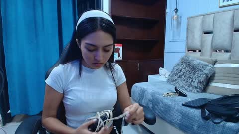 Emily  online show from January 21, 11:34 pm