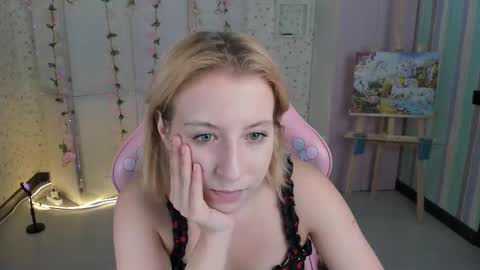 emelia online show from October 6, 12:01 pm