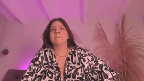 Emely online show from December 11, 12:55 pm