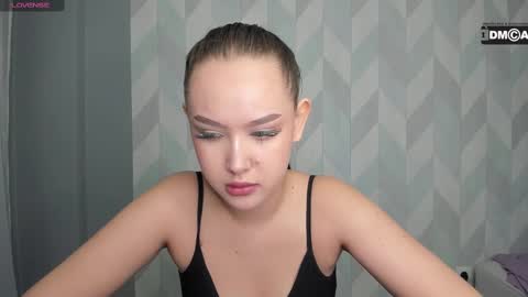 Emmi online show from February 26, 4:05 pm