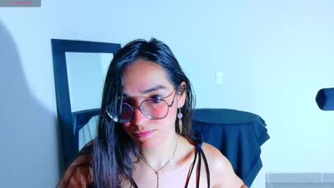 Emmily Roberts online show from October 19, 5:45 am