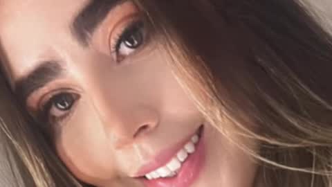 emi_royse online show from November 10, 9:28 pm