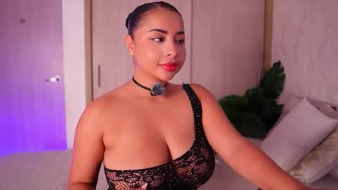    online show from February 3, 7:18 pm