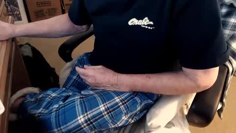 Snapshot of emil_karpo chatting on January 26, 8:56 pm Terrance1st online show from January 26, 8:56 pm