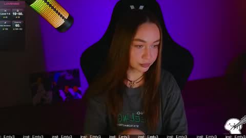 Emili online show from April 3, 10:44 am