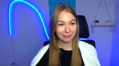 Emilia online show from October 26, 6:36 am