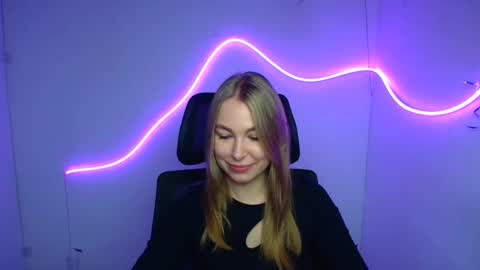 Emilia online show from September 29, 5:28 am