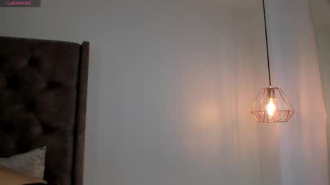 Emillie online show from March 17, 4:56 pm