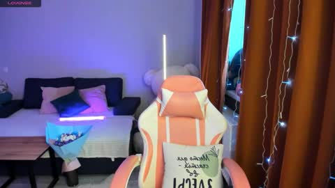 Emiliya online show from January 12, 7:48 am