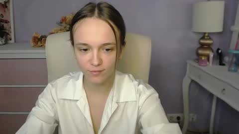 Emilly online show from February 21, 8:28 am