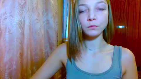 Emilly online show from December 3, 11:55 am